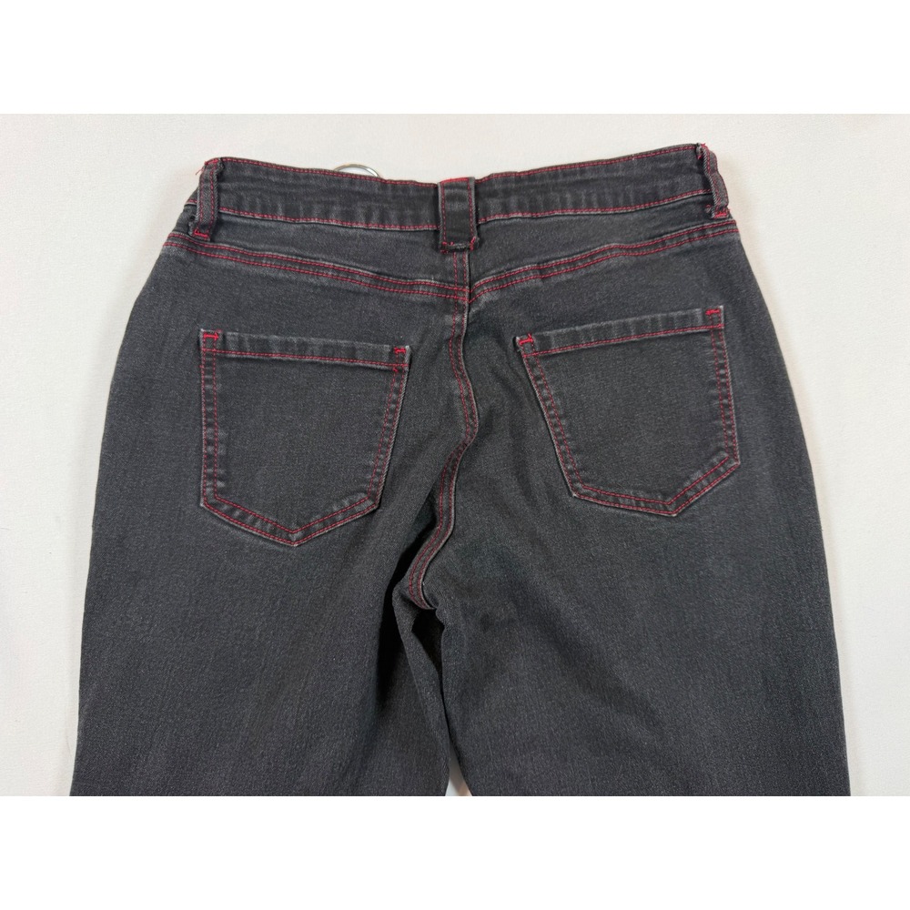 Hot Topic Black Red Contrast Stitch Grommet O-Ring Flare Jean Mall Goth Punk Y2K - Picture 6 of 7